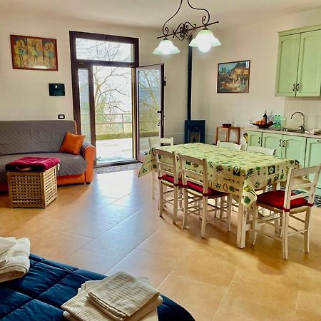 Casa Vacanze Il Poggio Fabro Exterior foto