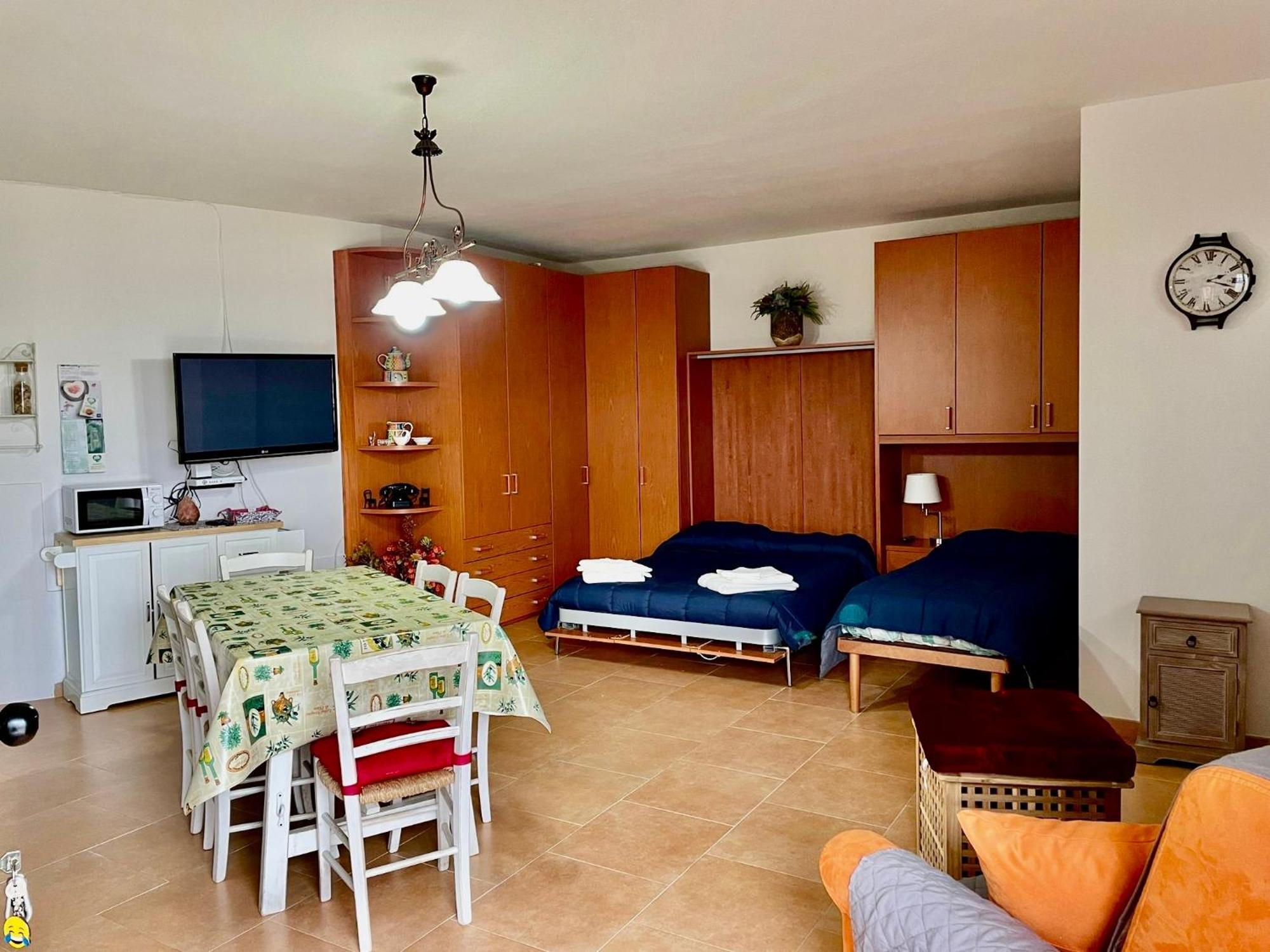 Casa Vacanze Il Poggio Fabro Exterior foto
